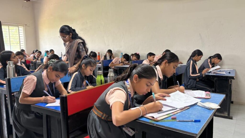 WhatsApp Image 2025-10-11 at 13.49.53