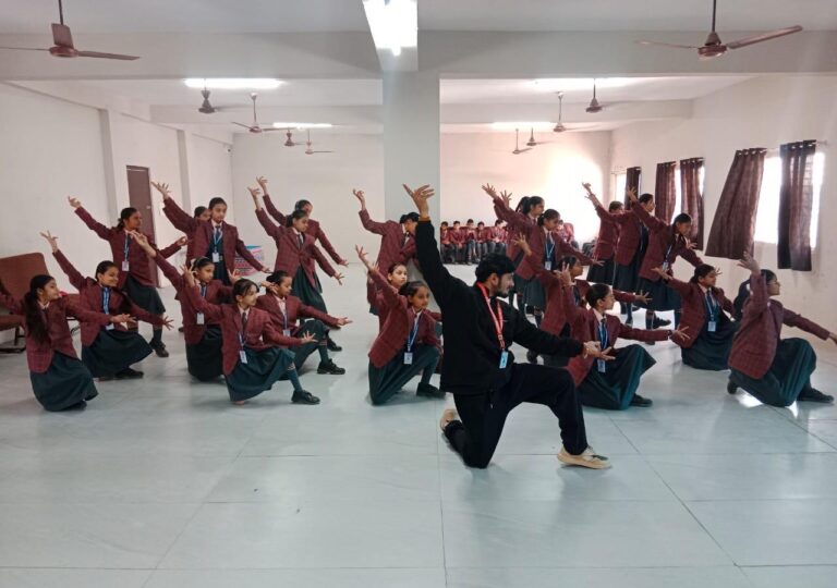 WhatsApp Image 2025-10-11 at 14.02.44